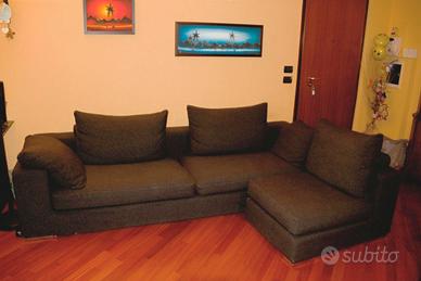 Divano marca Asnaghi Meda (Made in Italy)