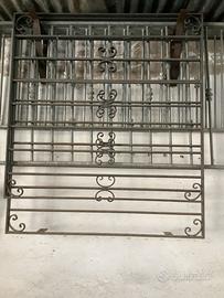 Due pannelli recinzione decorativa in ferro battut