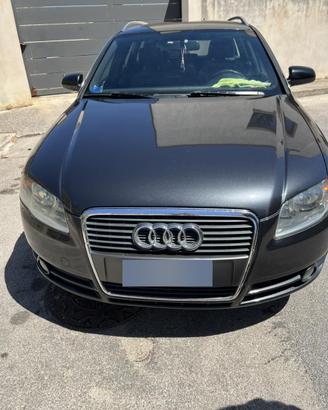 Audi A4 S-line top plus 2.0 TDI
