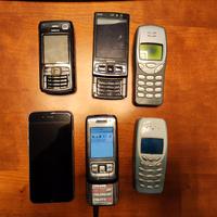 Lotto vari telefoni vintage nokia samsung iphone