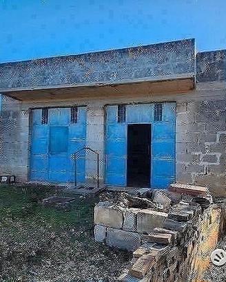 Terreno con vano in località S. Barbato