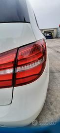 MERCEDES-BENZ B180 ANNO 2015 - STOP POSTERIORE DES