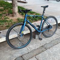 Bicicletta gravel / city Cube Nulane