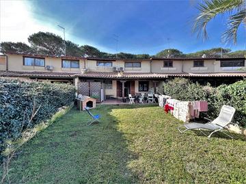 Villetta a schiera di 180 m² con più di 5 locali a