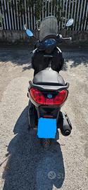 Pratico e prestante Piaggio X7 250 