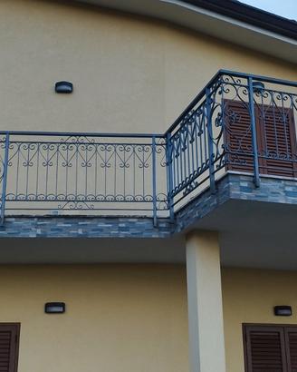 V.le europa panoramica intera villa bifamiliare