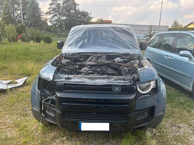 Land Rover Defender 2020 photo 3