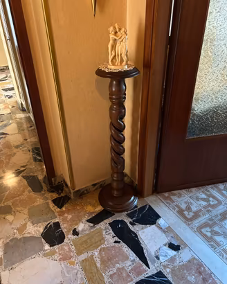 Colonna portavaso in legno massiccio