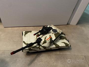 Carro armato militare