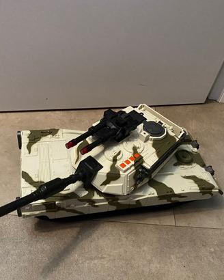 Carro armato militare