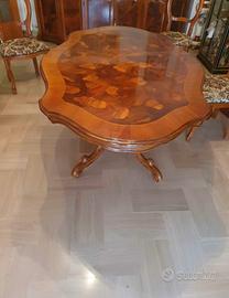 Tavolo in legno 6 posti €250
