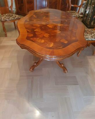 Tavolo in legno 6 posti €250