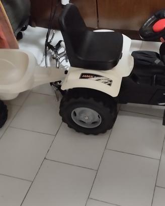 trattore con rimorchio 