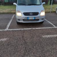Opel Agila GPL con 121.000 Km