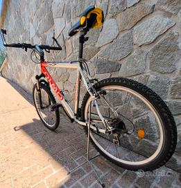MOUNTAIN BIKE  OLMO