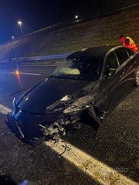 Alfa Romeo Giulia 2.2d 150cv Incidentata