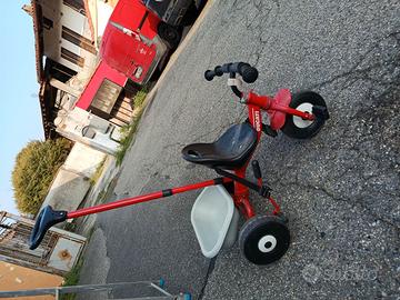 Triciclo ducati
