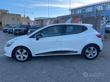 RENAULT Clio 1.2 75CV 5 porte