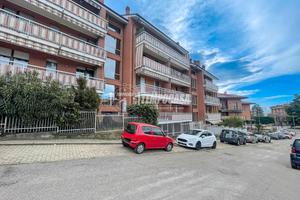 SPLENDIDO TRILOCALE MANSARDATO, Via Torino, Trofar