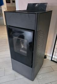 Stufa a pellets 13,5 kW doppia canalizzazione
