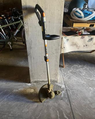 Decespugliatore Works a Batteria