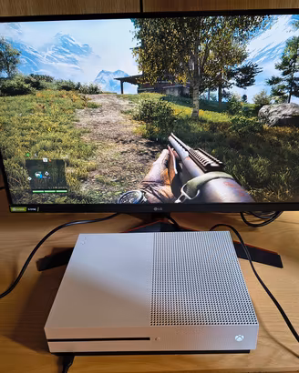 Xbox One S 1TB+Controller+8 Giochi