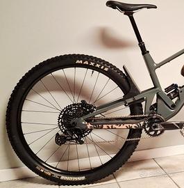 PERMUTA - MTB full carbon
