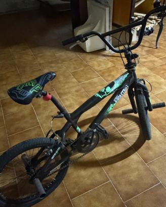 Bici BMX Coppi Street Fighter 20" con Peg
