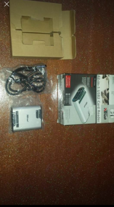 Card reader