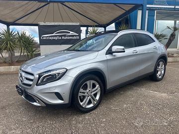Mercedes-benz GLA 200d 136cv Aut. Enduro ''tetto p