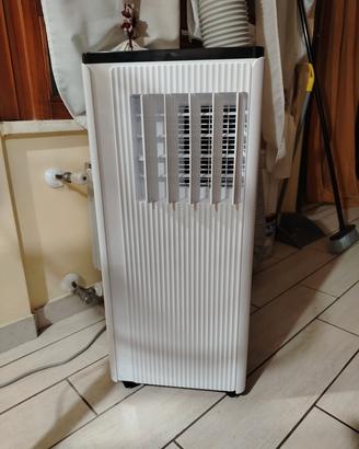 CONDIZIONATORE A TORRE PORTATILE AKAI 9.000bTU