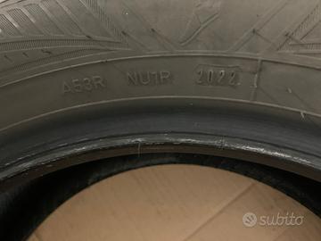 Pneumatico 4stagioni Goodyear