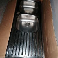 Lavello in acciaio due vasche 