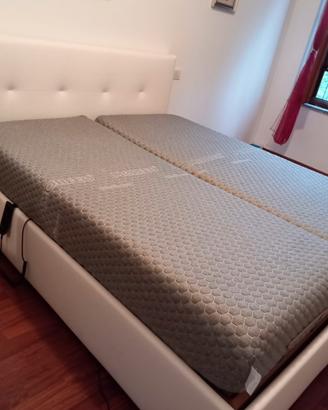 Letto matrimoniale con doghe elettriche
