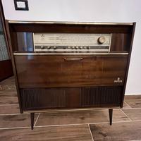 Mobile Grundig c/St radio e giradischi