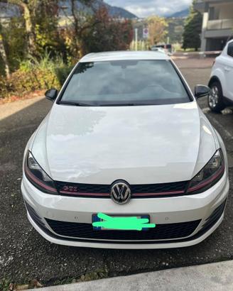 Volkswagen GOLF 7 GTI
