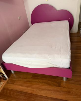 Armadio + cassettiera + letto 1 piazza e mezzo