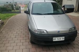 Fiat punto grigia - 1000