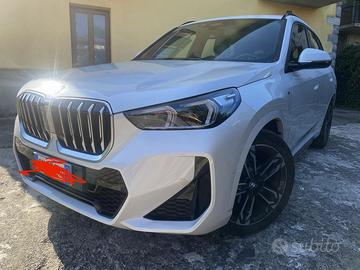 BMW X 1 2023 U11