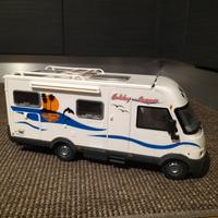 Camper giocattolo enorme 