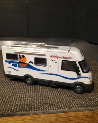 Camper giocattolo enorme 