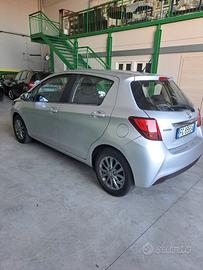 TOYOTA Yaris - 2017