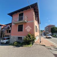 3 LOCALI A GASSINO TORINESE