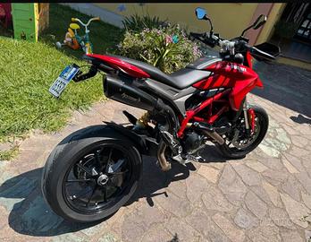 Hypermotard 939