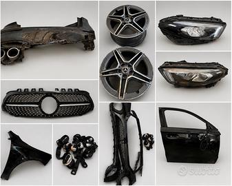 Ricambi danneggiati mercedes Classe A w177