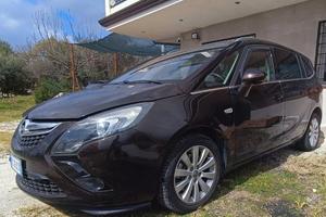 Zafira GPL con motore  l.e.g.g.i