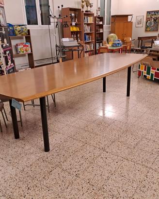 Grande tavolo Riunioni ovale
