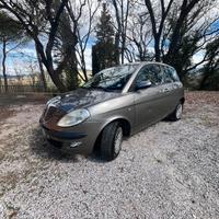 Lancia y 1.2 metano 2006