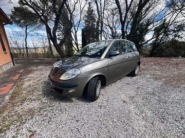 Lancia y 1.2 metano 2006