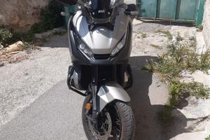 Honda xadv 750
